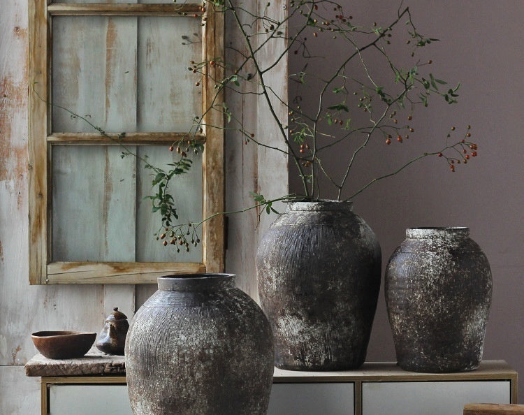 Keramikvase „Rustica“ – Handgefertigte Boho-Vase im Retro-Design aus grober Keramik