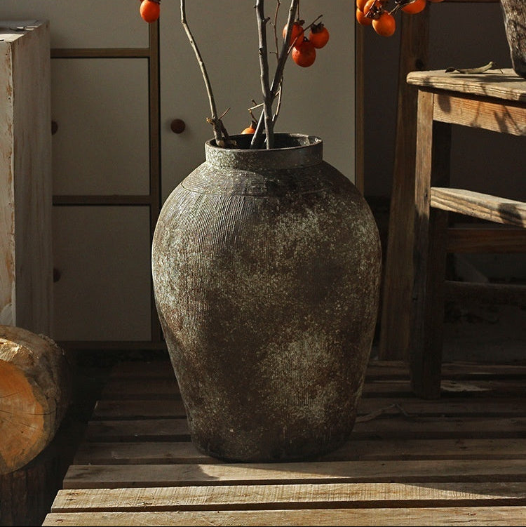 Keramikvase „Rustica“ – Handgefertigte Boho-Vase im Retro-Design aus grober Keramik