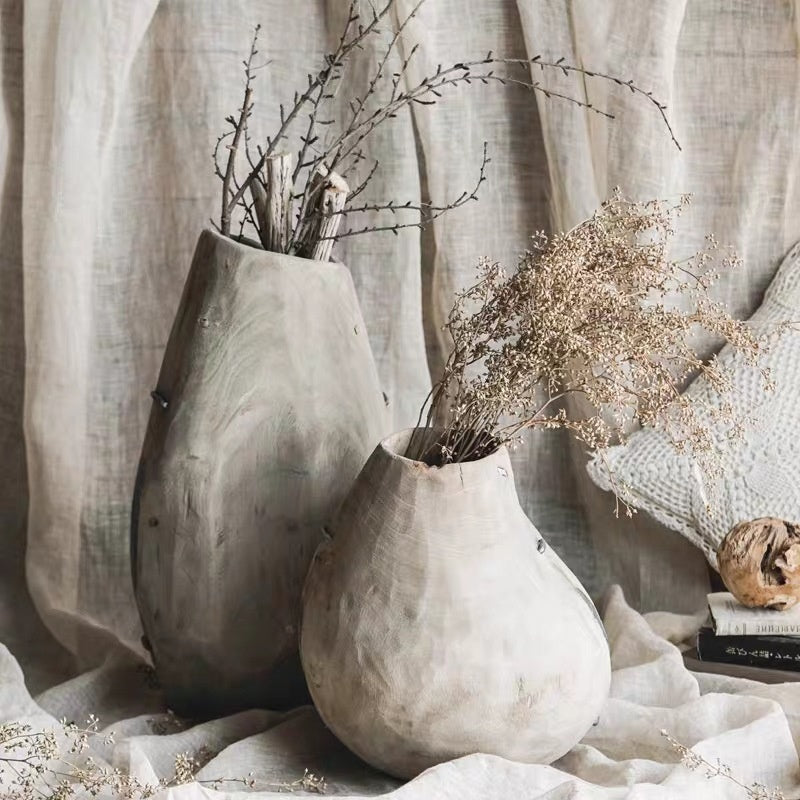 Holzvase „Tao“ – Handgefertigte Bodenvase aus massivem Holz im Boho-Japandi-Stil
